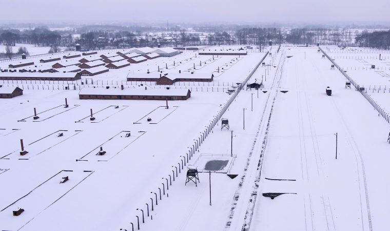 Obóz koncentracyjny Auschwitz z lotu ptaka
