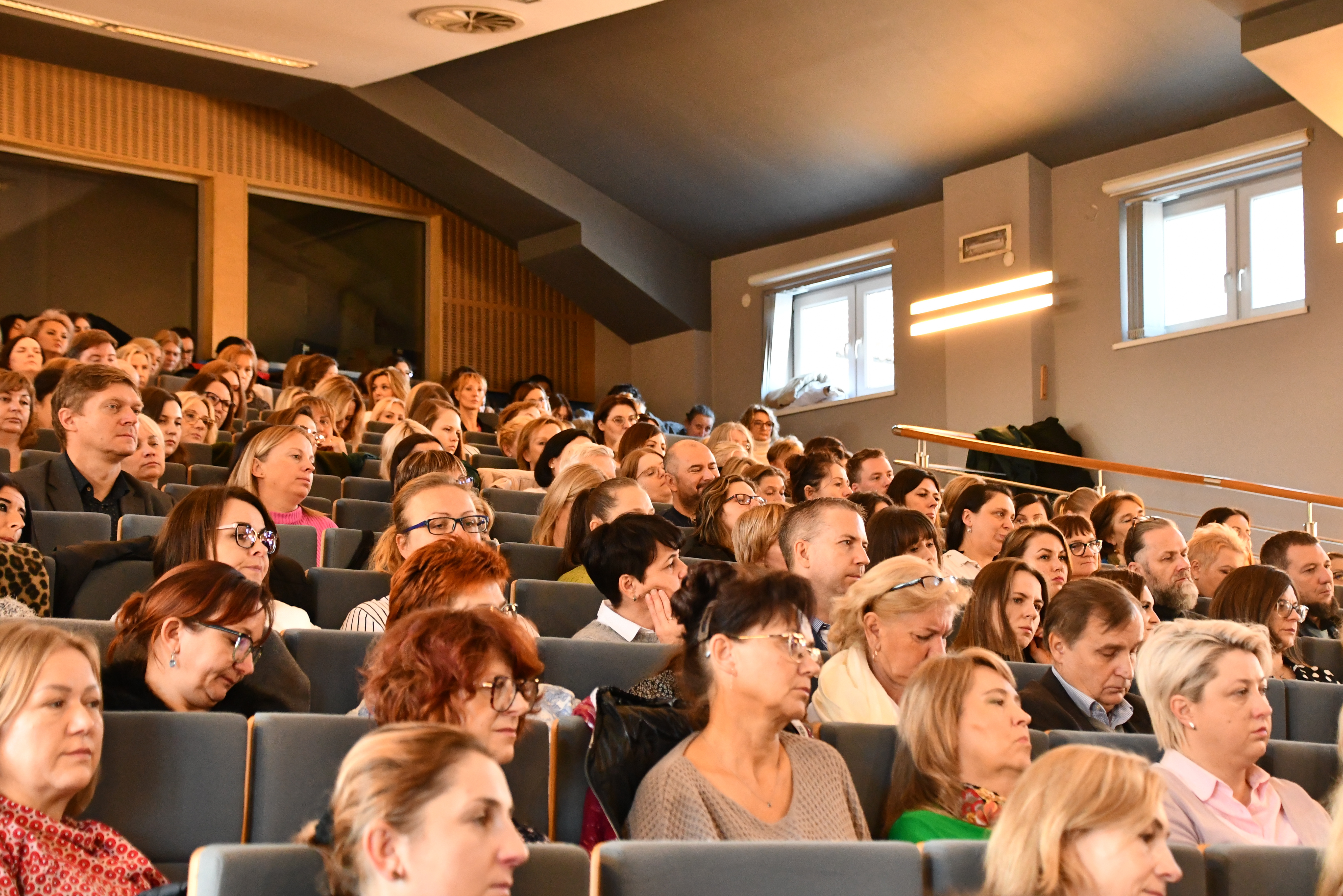 Uczestnicy konferencji na oświęcimskiej uczelni