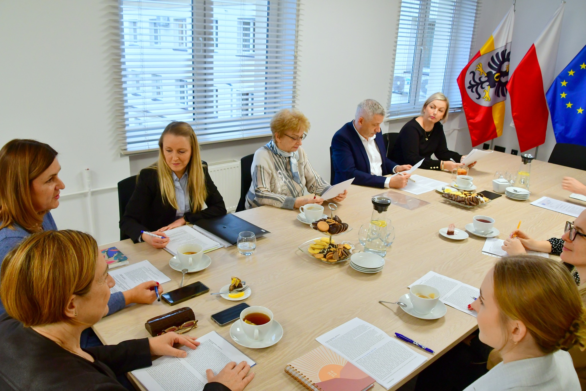Obrady kapituły konkursu Wolontariusz Roku 2024 w starostwie