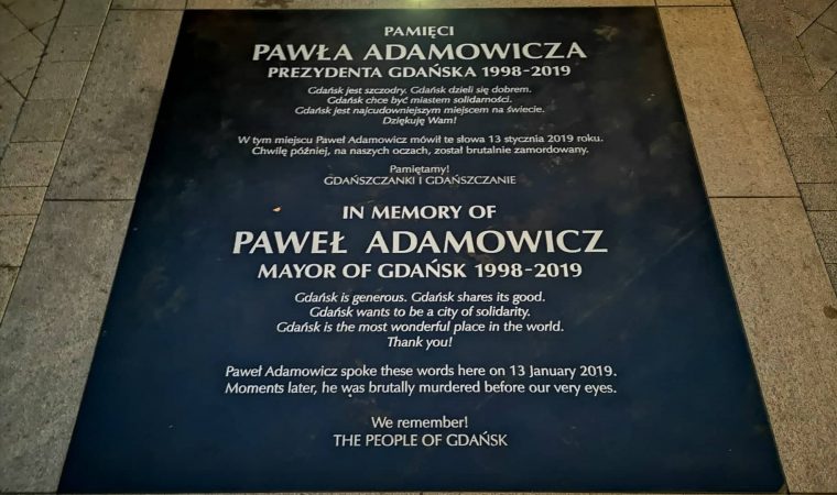 Tablica upamiętniająca