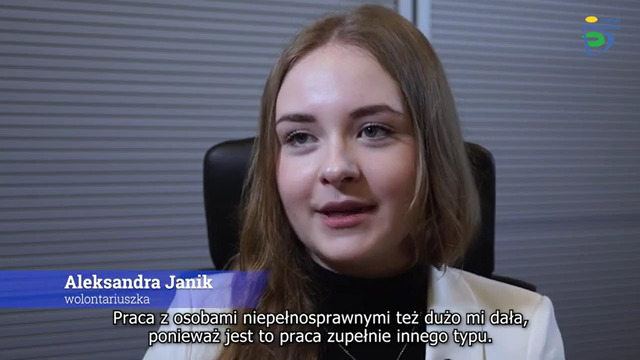 Na zdjęciu wolonatiuszka Aleksandra Janik.