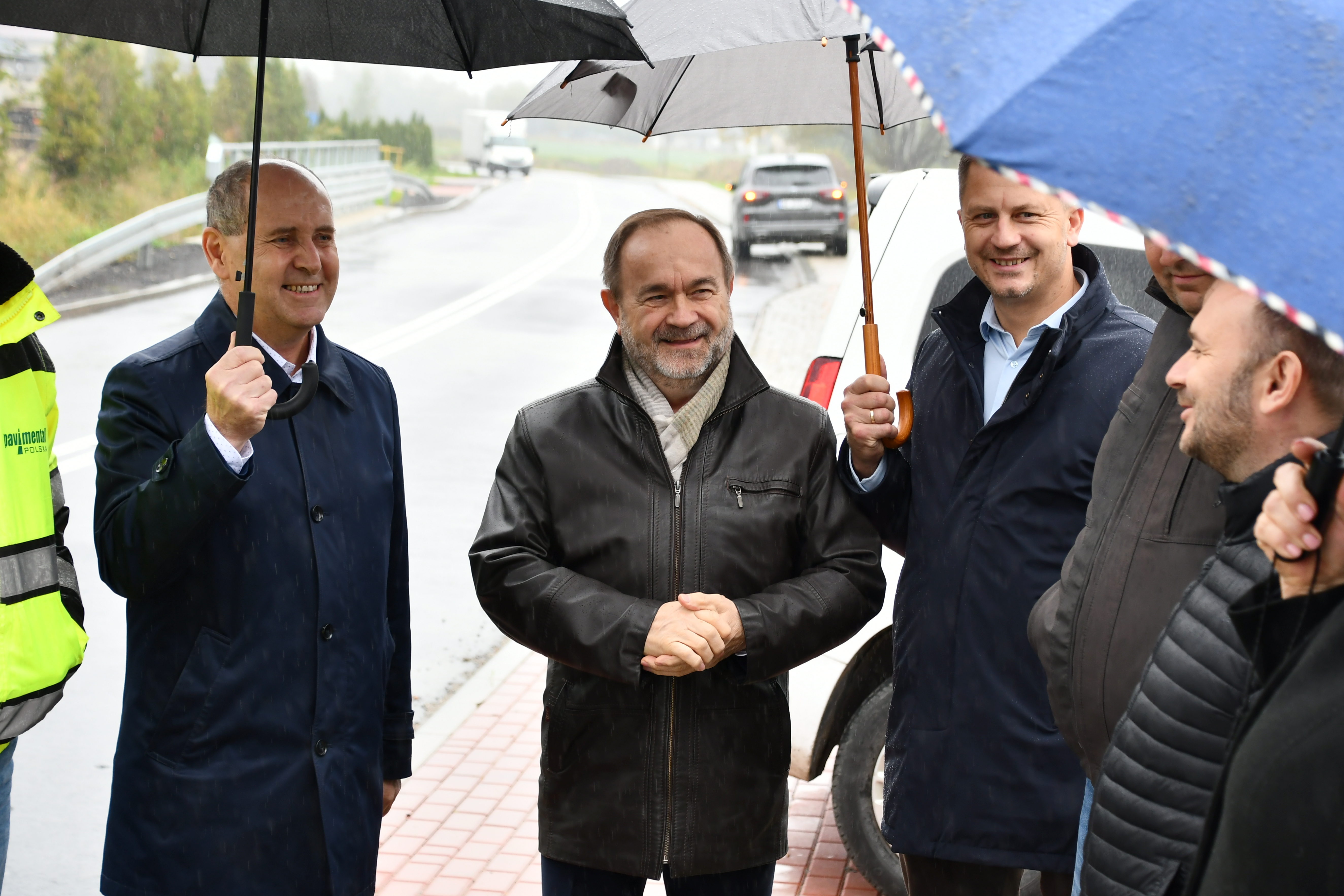 Obrazek graficzny z tekstem komunikat