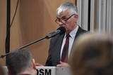 Przemawia Leszek Szuster.