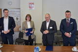Podpisanie umowy o współpracy między szpitalem a powiatową Szóstką