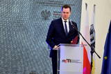 Przemawia starosta Andrzej Skrzypiński.