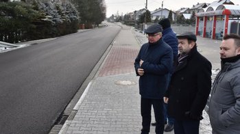 Obraz główny aktualności o tytule Zakończona przebudowa drogi powiatowej w Osieku 