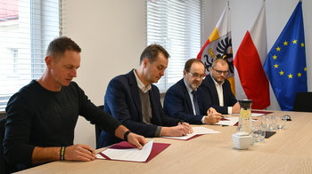 Obraz główny aktualności o tytule Remont powiatowego traktu w Bulowicach 
