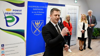 Obraz główny aktualności o tytule Targi Pracy i Edukacji na oświęcimskiej uczelni 