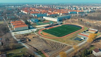 Obraz główny aktualności o tytule Powiatowe inwestycje służą nam wszystkim (film) 