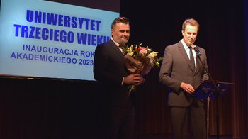 Obraz główny aktualności o tytule Uczymy się całe życie. Początek roku akademickiego w UTW 