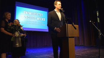 Obraz główny aktualności o tytule Uczą się przez całe życie 