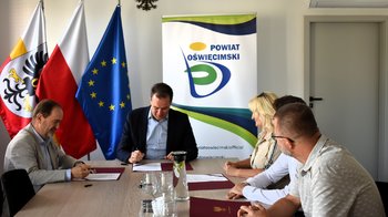Obraz główny aktualności o tytule Modernizacja budynku oraz doposażenie Centrum Kształcenia Praktycznego przy Powiatowym Centrum Kształcenia Technicznego i Branżowego w Oświęcimiu 