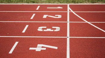 Obraz główny aktualności o tytule Czas start! Po stypendia i nagrody w sporcie 
