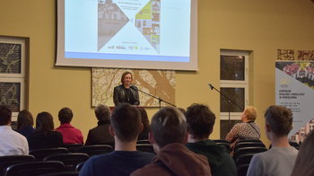 Obraz główny aktualności o tytule Imiona zamiast numerów. Wystawa w Centrum Dialogu i Modlitwy 