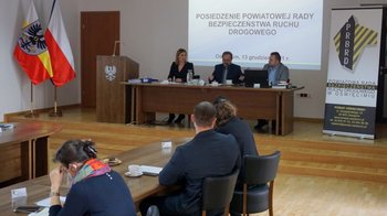 Obraz główny aktualności o tytule Ostatnie w tym roku posiedzenie Powiatowej Rady Bezpieczeństwa Ruchu Drogowego 