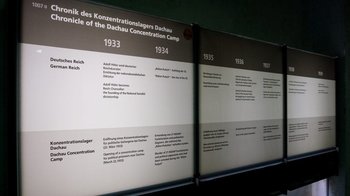 Obraz główny aktualności o tytule Niech ta rocznica skłoni nas do refleksji nad istotą zła i ceną, jaką trzeba zapłacić za wolność i uniwersalne wartości. 