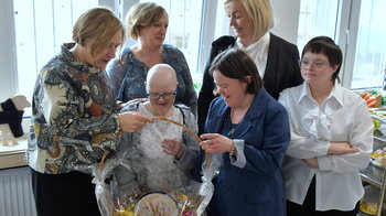 Obraz główny aktualności o tytule Bliskość, wsparcie i świąteczna radość – wielkanocne spotkanie w PŚDS 