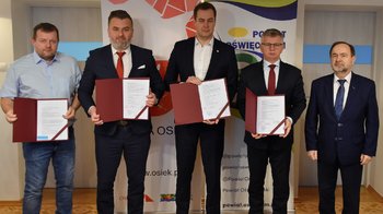 Obraz główny aktualności o tytule Będzie bezpieczniej dla pieszych na drodze powiatowej w Osieku 