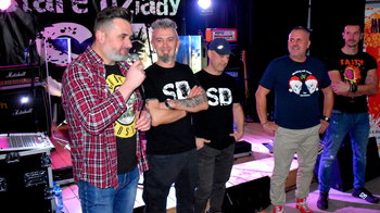 Obraz główny aktualności o tytule Powiat Oświęcimski mecenasem kultury. Stare Dziady z debiutancką płytą 
