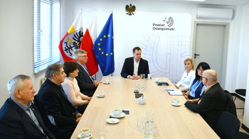 Obraz główny aktualności o tytule Starosta oświęcimski deklaruje pomoc mieszkańcom Jawiszowic 