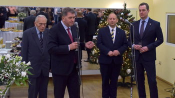 Obraz główny aktualności o tytule Noworoczne życzenia samorządowców i wojewody dla mieszkańców naszego powiatu (film) 