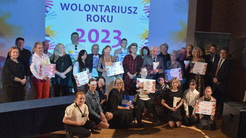 Obraz główny aktualności o tytule Dzięki wam, drodzy wolontariusze, ten świat jest lepszy… 
