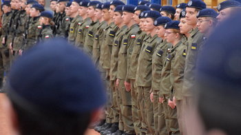 Obraz główny aktualności o tytule Duma i honor (film) 