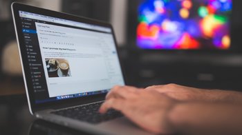 Obraz główny aktualności o tytule Środki z MTA - Pakiet Edukacyjny II dla Powiatu Oświęcimskiego. Wsparcie dla czterech placówek 