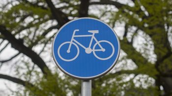 Obraz główny aktualności o tytule Powiatowa Rada Bezpieczeństwa Ruchu Drogowego w trosce o zdrowie i życie rowerzystów 