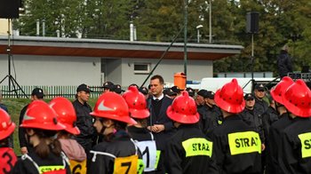 Obraz główny aktualności o tytule Zmagania strażaków w XX Powiatowych Zawodach Sportowo - Pożarniczych 