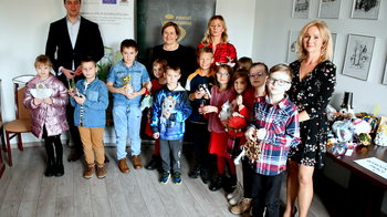 Obraz główny aktualności o tytule Drugie życie odpadów. Konkurs „Ekologiczna Bombka” rozstrzygnięty! 
