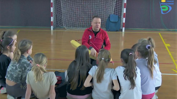 Obraz główny aktualności o tytule Wolontariusz Roku 2022 - sylwetki nagrodzonych (film) 