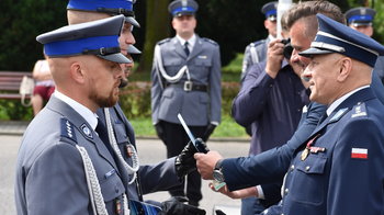 Obraz główny aktualności o tytule Pomagać i chronić. Powiatowe uroczystości z okazji Święta Policji 