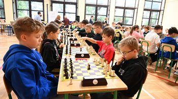 Obraz główny aktualności o tytule Bitwa umysłów na szachownicy 